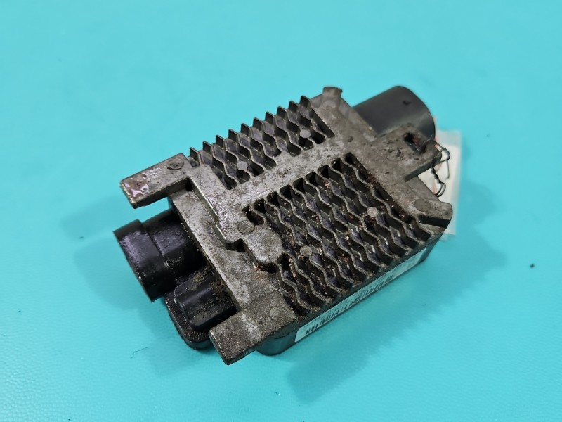 Przekaźnik wentylatorów wentylatora Ford Focus Mk3 940002906