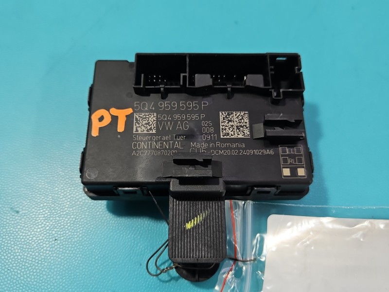 Sterownik moduł 5Q4959595P, 5Q4959595P, Europejska, DRZWI TYŁ PRAWY Skoda Superb III 5Q4959595P