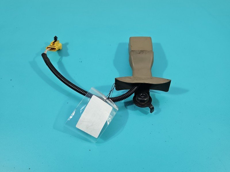 Pas bezpieczeństwa przód prawy pasażera Chrysler Voyager V 07-16 33009698 Pas bezpieczeństwa przód prawy pasażera Chrysler Voyager V 07-16 33009698