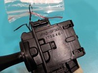 Przełącznik kierunkowskazów świateł Toyota Corolla E12 1736481