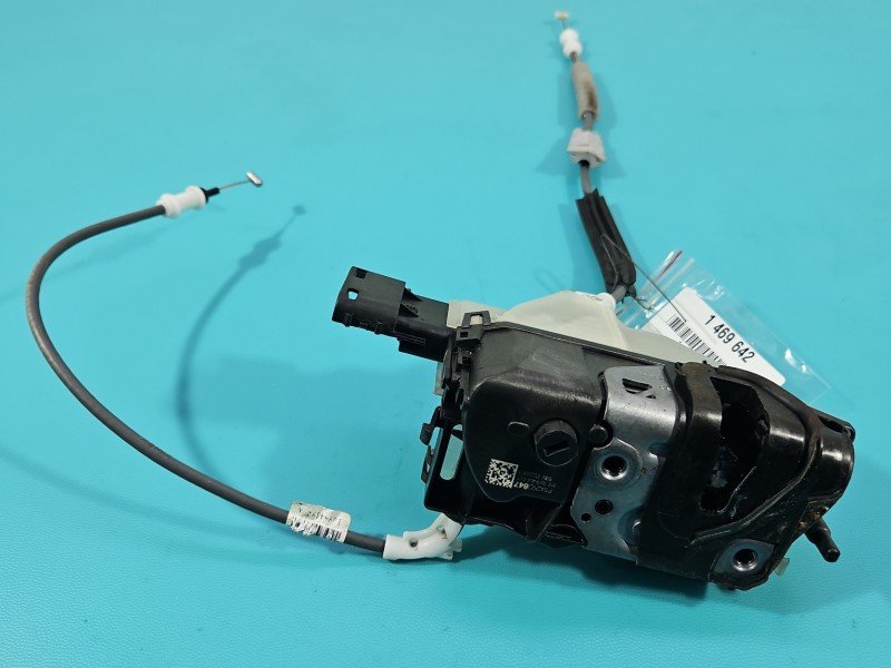 Zamek przód prawy 292847 Opel Corsa F EUROPA