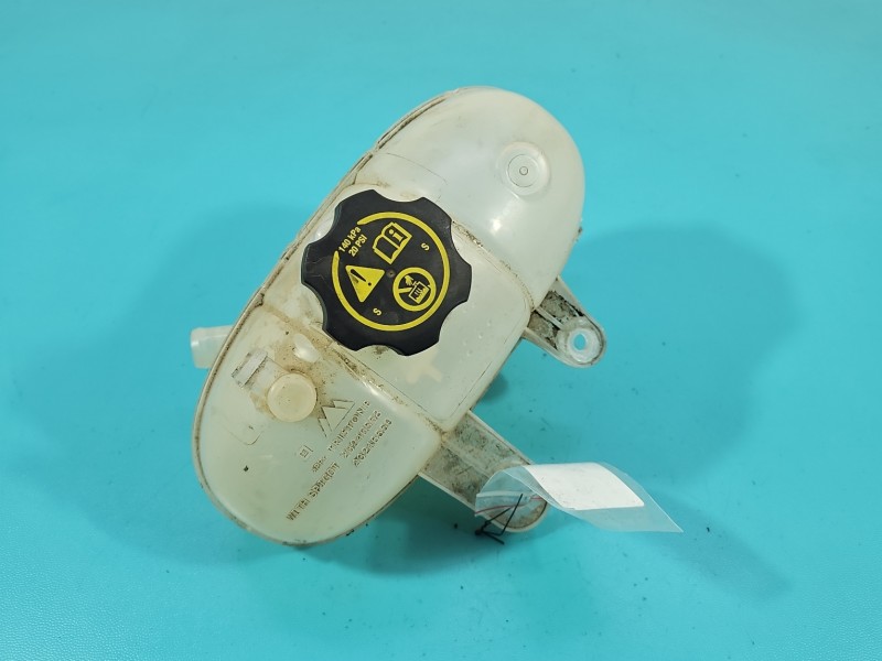 Zbiorniczek Zbiornik wyrównawczy Opel Insignia B 2.0 cdti