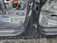 Próg lewy SŁUPEK ŚRODKOWY B Audi Q3 HB 5d czarny LZ9Y