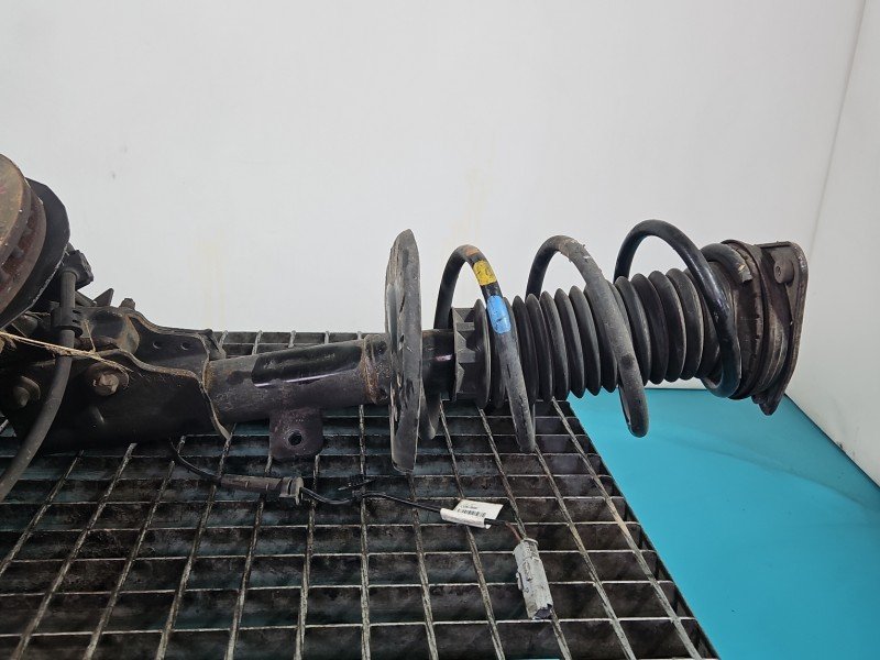 Amortyzator przód prawy przedni Peugeot 3008 II