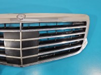 Atrapa grill Mercedes W211 A2118801883