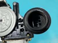 Podnośnik przód prawy SZYBY WINDA 85710-42070, 262100-0940 Toyota Rav4 II 00- 2 PIN 5d HB