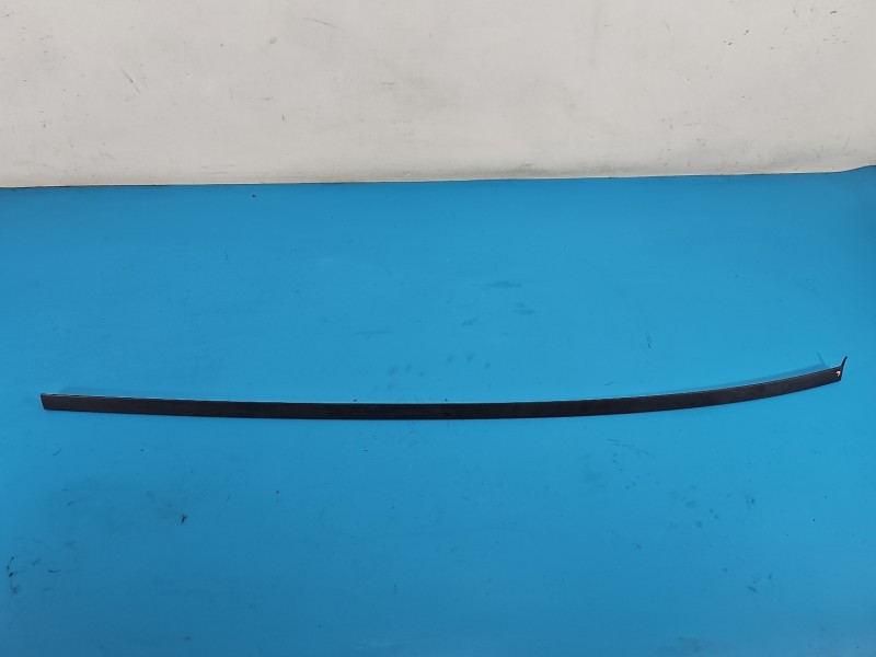 Listwa dachowa lewa dachu Ford Focus Mk3
