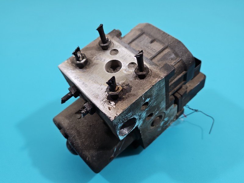 Pompa abs Vw Passat B5 0265216559, 8E0614111AB, 0273004281 Pompa abs Vw Passat B5 0265216559, 8E0614111AB, 0273004281