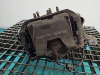 Zacisk przód prawy Opel Astra IV J 1.6 16V