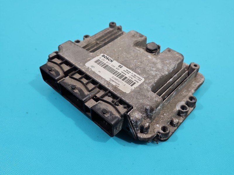 Komputer Sterownik silnika 0281012588, 8200527713 Renault Laguna II 1.9 dci