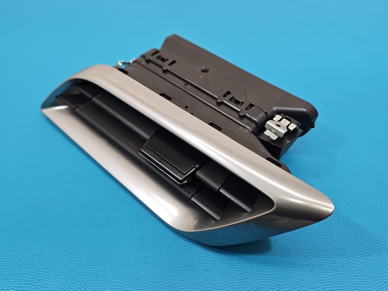 Kratka nawiewu Peugeot 3008 II 9810143180 EUROPA