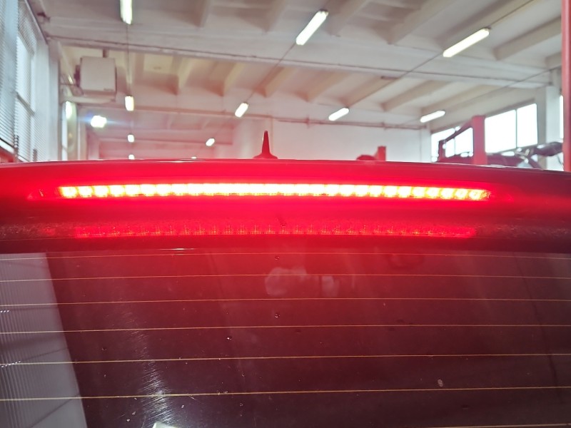 TRZECIE ŚWIATŁO STOP STOPU Vw Passat B8 kombi 3G9945087A