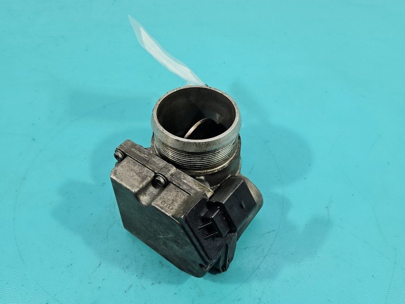 Przepustnica Audi A8 D3 4E0145950C 3.0 tdi (ASB)