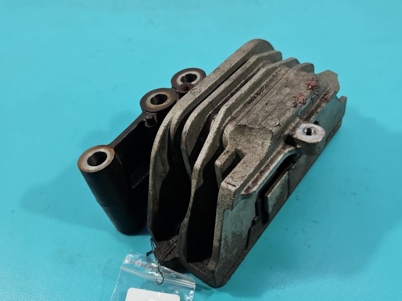 Poduszka silnika Fiat Freemont 2.0 JTD