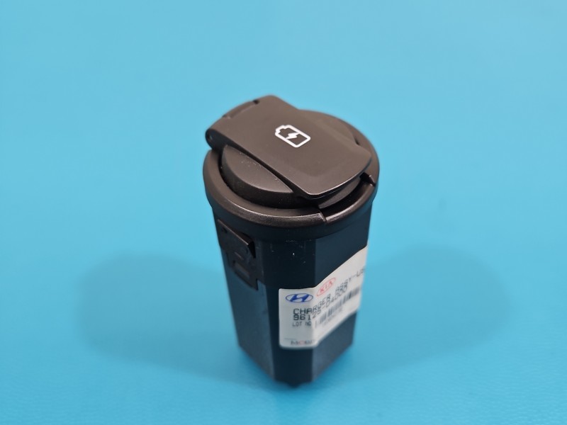 Gniazdo USB Kia Niro I 16-22 96125-D4000