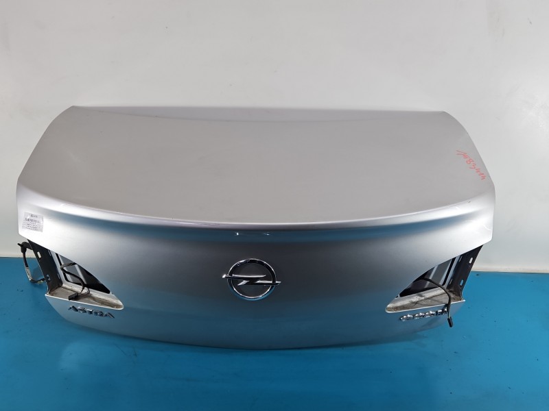 Klapa tył Opel Astra IV J sedan 4d Z176