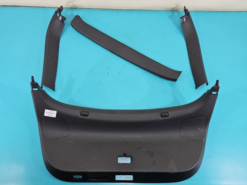 Tapicerka klapy boczek bagażnika Kia Stinger 81750-J5000, 81740-J5000, 81760-J5000