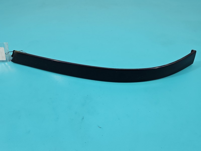 Listwa podreflektorowa Audi A8 D2 4D0853207C