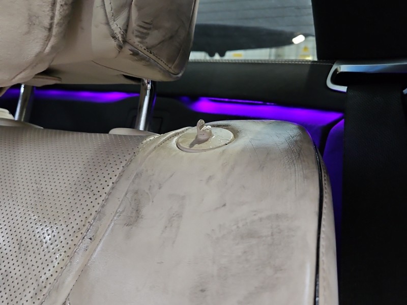 Osłona Półki tył Sam światłowód BEZ DIODY LED Mercedes W222 3.0 cdi 656929