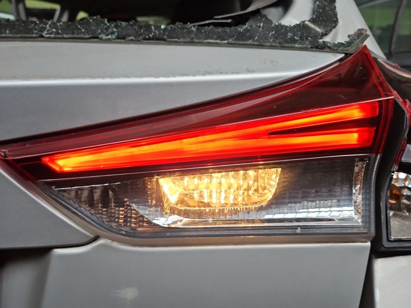 Lampa tył prawa Toyota Auris II kombi EUROPA