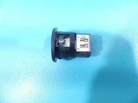 Gniazdo USB Peugeot 208 I 12-19 9800714177