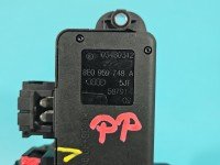 Przełącznik Volkswagen, Regulacji foteli przód prawy . Pęknięcie na gnieździe. Vw Passat B6 8E0959777B, 03480312