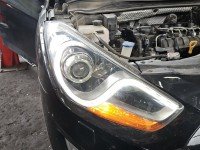 Reflektor prawy lampa przód Hyundai I40 EUROPA
