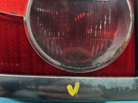 Lampa tył lewa TOYOTA, 06-08 Uszkodzone zaczepy wkładu Toyota Avensis II T25 kombi EUROPA