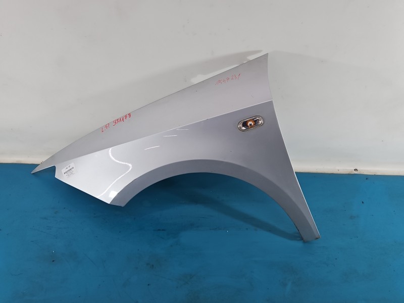 Błotnik przód lewy Seat Ibiza IV 6J LX7W