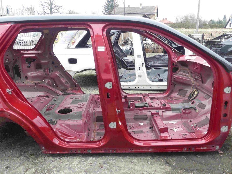 Próg prawy SŁUPEK ŚRODKOWY B Land rover Discovery Sport 14- L550 HB 5d bordowy Próg prawy SŁUPEK ŚRODKOWY B Land rover Discovery Sport 14- L550 HB 5d bordowy