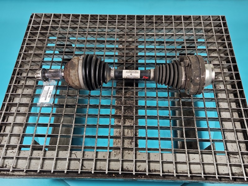 Półoś przód prawa AUDI Q7 I 4L 4.2 TDI automat