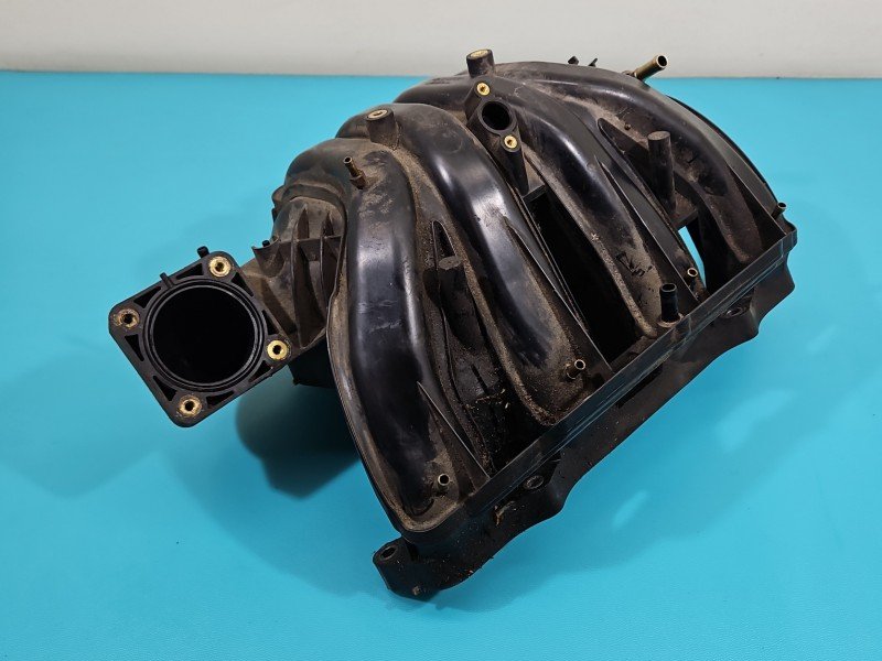 Kolektor ssący Suzuki Grand Vitara II 2.0 16V (J20A)