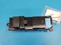Przełącznik szyb Suzuki Swift Mk7 EU