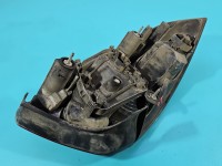 Lampa tył prawa Producent części: FIAT, MAKO Z LISTWĄ ŻARÓWKOWĄ Fiat Linea sedan