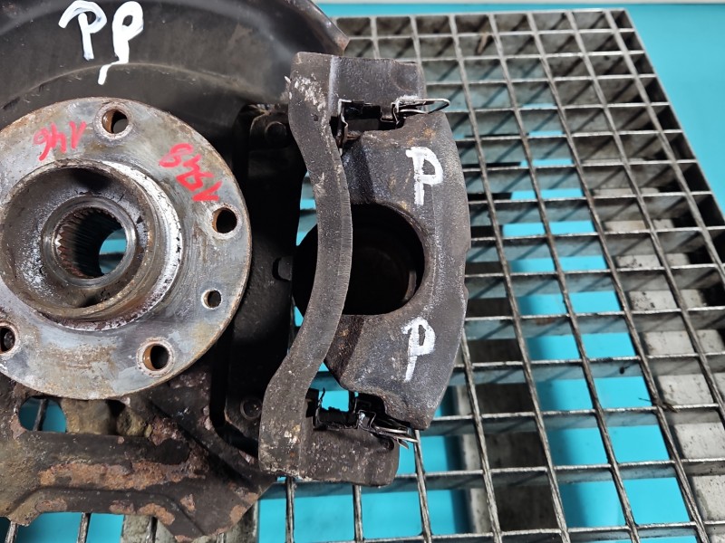 Zacisk przód prawy Renault Kadjar 1.2 TCe