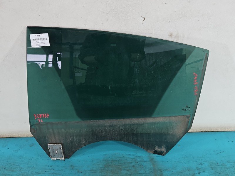 Szyba drzwi tył lewa Vw Passat CC sedan Szyba drzwi tył lewa Vw Passat CC sedan