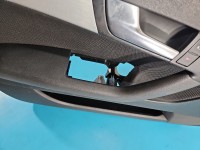 Tapicerka drzwi przód lewa boczek Audi A3 8P
