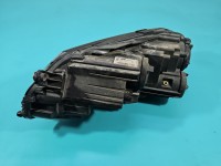 Reflektor prawy lampa przód Vw Passat B7 EUROPA