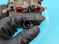 Sprężarka klimatyzacji kompresor Mitsubishi Grandis MR958135