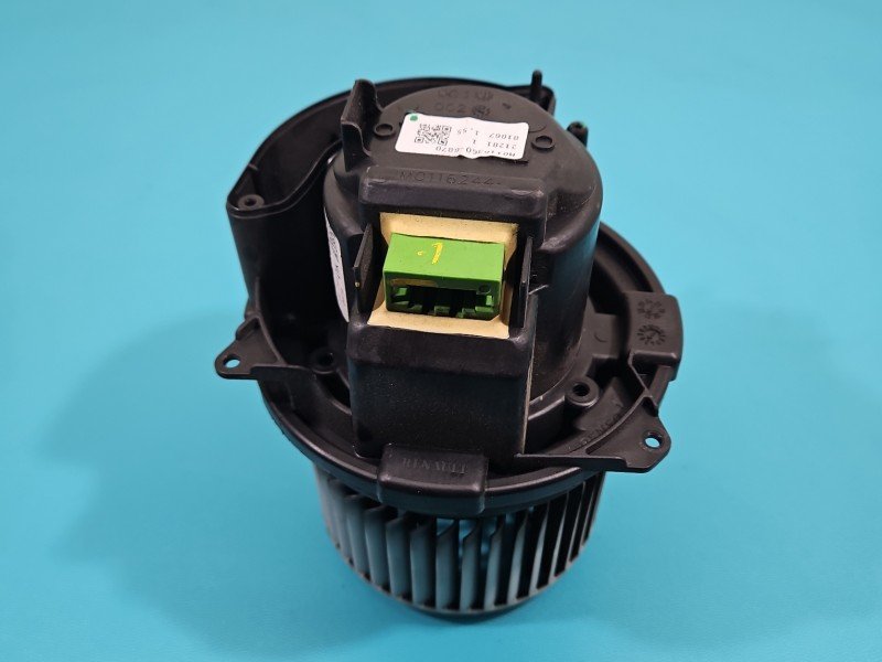 Dmuchawa nawiewu wentylator Dacia Sandero III 20- M0116360-6870 EUROPA