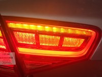 Lampa tył lewa klapy AUDI A8 D4 4H sedan EUROPA 4H0945093