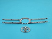 Atrapa grill Toyota Rav4 III 05-