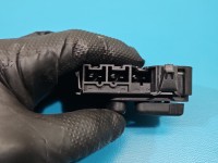 Przełącznik Mercedes, regulacji fotela prawego Mercedes W211 2108213851