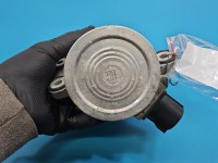 Pompa wody Ford Mondeo Mk5 2.0 16V 359848000