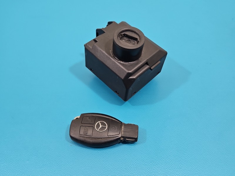 Stacyjka KLUCZYK WKŁADKA Mercedes Vito W447 14- A4479007213
