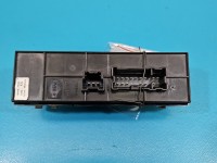 Przełącznik szyb Nissan Juke I F15 10-19 EU 25401-1KA5E