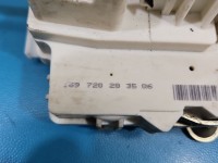 Zamek przód prawy 1697202835 Mercedes ML W164 EUROPA Mercedes, Europejska, 4pin. Uszkodzone zapięcie wtyczki