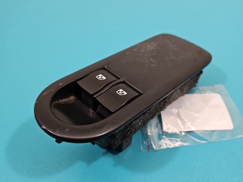 Przełącznik szyb Renault Megane II EU