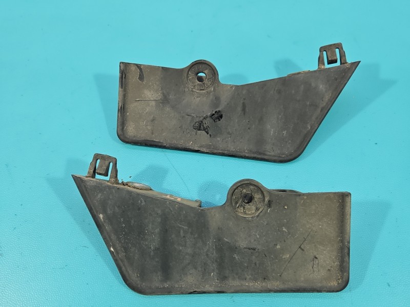 Chlapacz Toyota Rav4 V 65631-42040, 65632-42040 2.5 hybryda