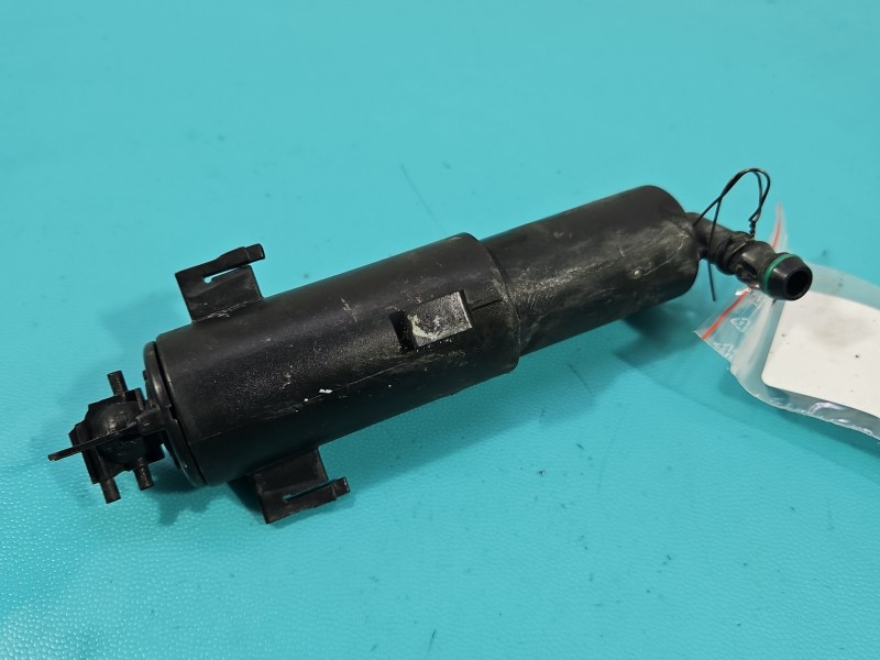 Spryskiwacz reflektora lewy BMW X6 E71 7223059 xenon